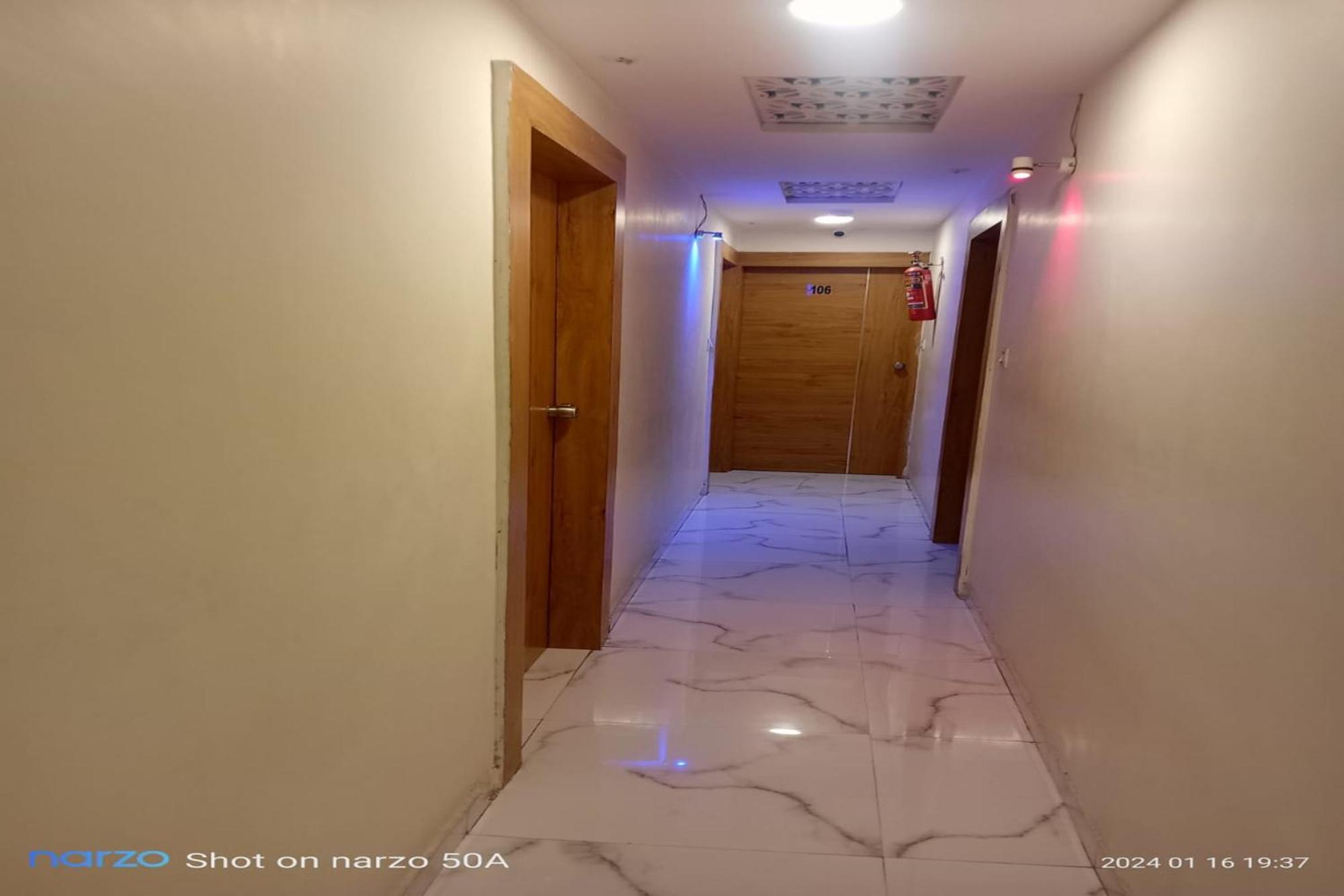 Hotel New Lake View Ahmedabad Exterior photo