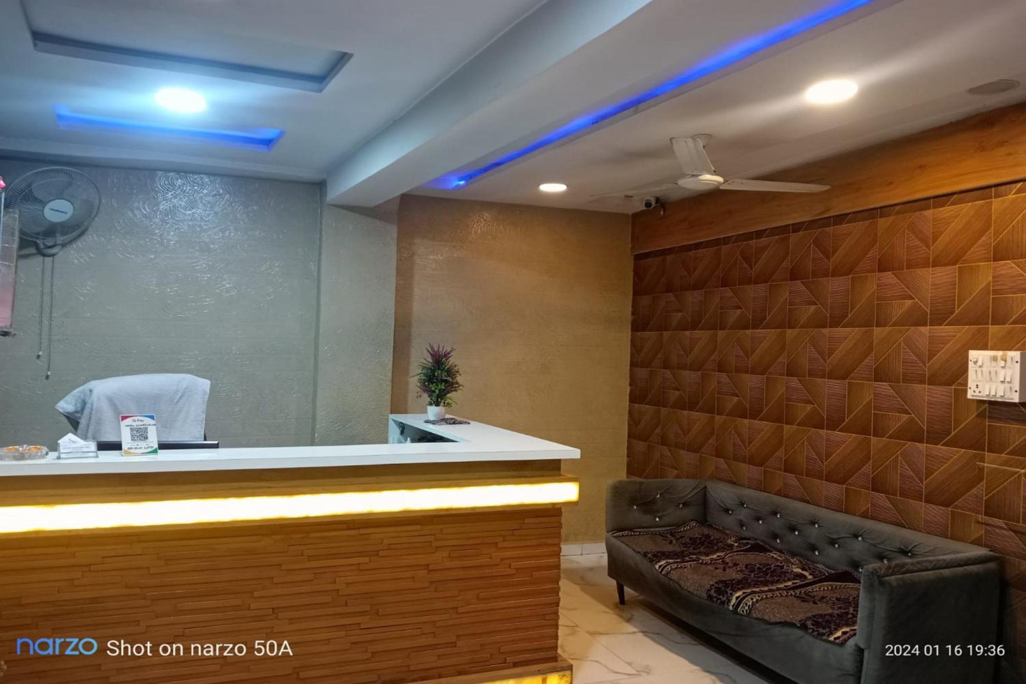 Hotel New Lake View Ahmedabad Exterior photo
